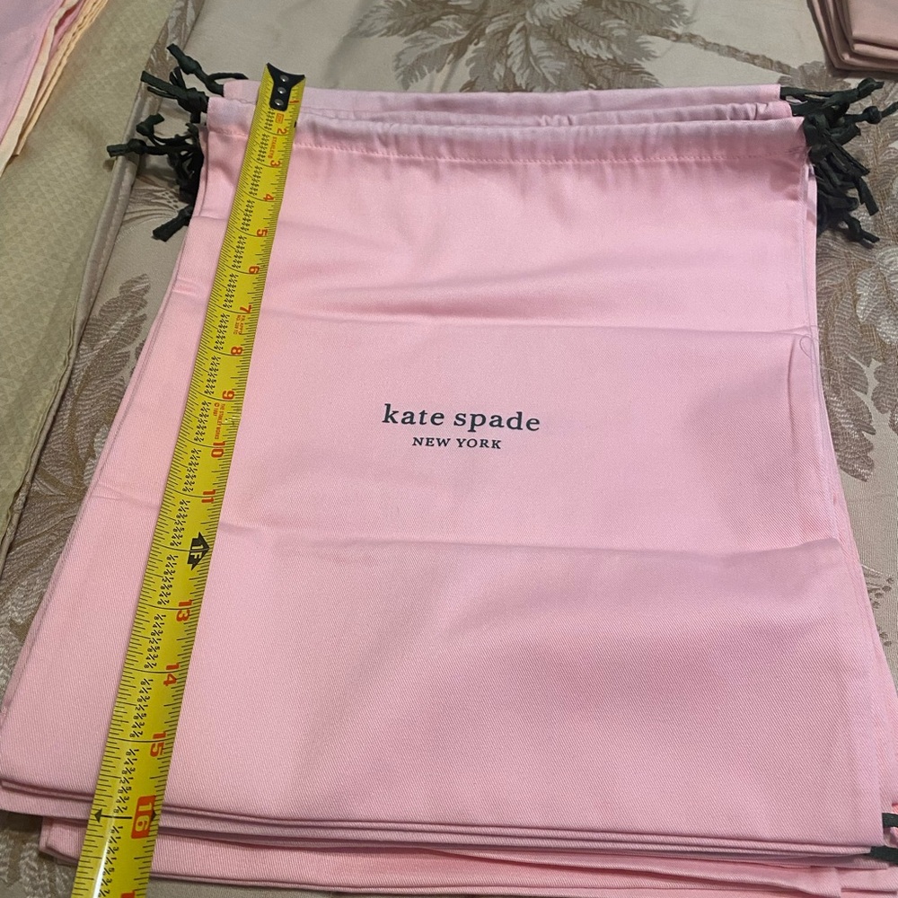 Kate Spade Soft Pink Storage Bag….8 pc . - Picture 2 of 3